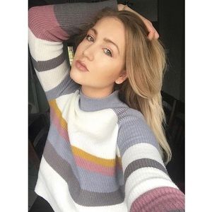 Cropped Sweater